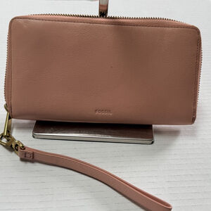 Fossil Logan RFID Zip Around Clutch Pink Leather  Wristlet